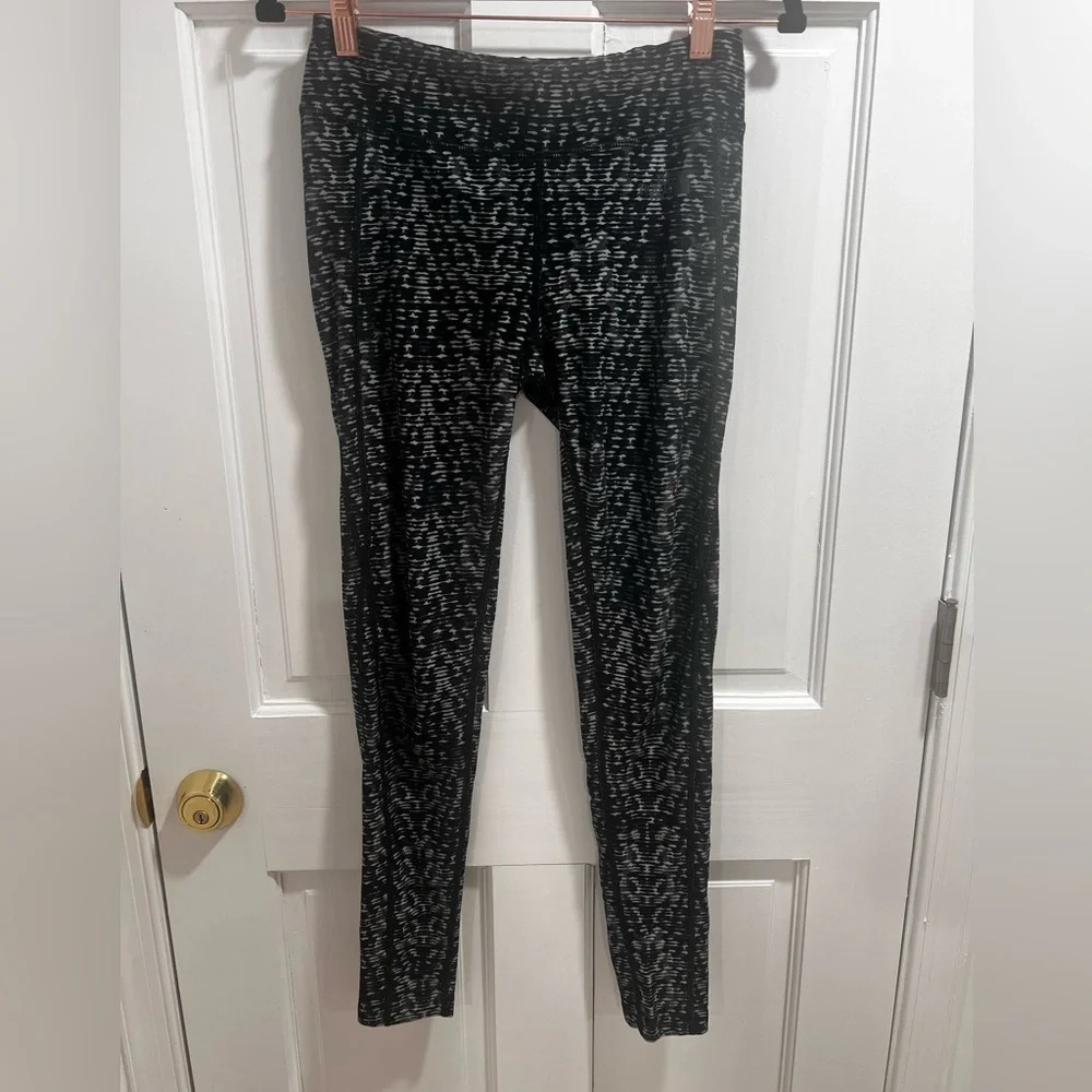 The North Face women’s size small pulse tight leggings Kokomo black​ - Picture 3 of 4